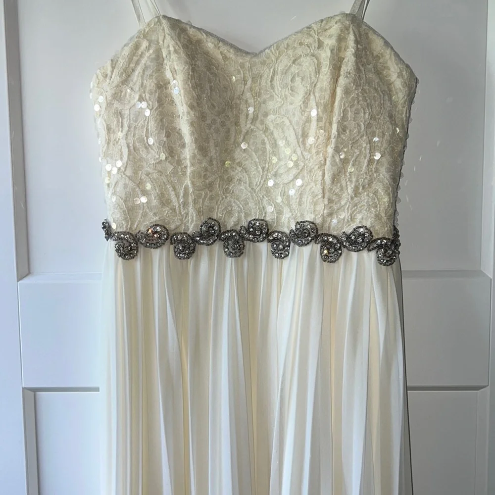 Betsy & Adam | ivory wedding dress or rehearsal dress or event - Picture 1 of 11